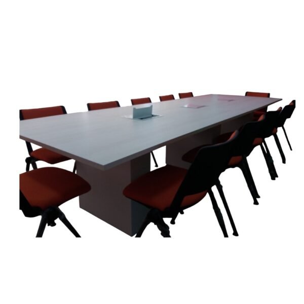 mesa de reuniones base melamina con canaleta en melamina, cajas electricas
