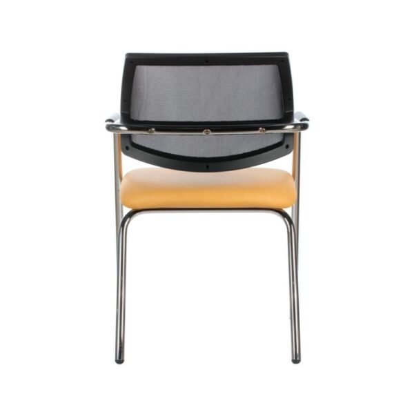 Silla Urban de visita base de 4 patas, con brazos, base cromada o pintada negrea, respaldo de malla, asiento tapizado color a eleccion