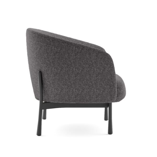 sofa de 1 cuerpo tapizado en tela color gris, estructura metalica color negro