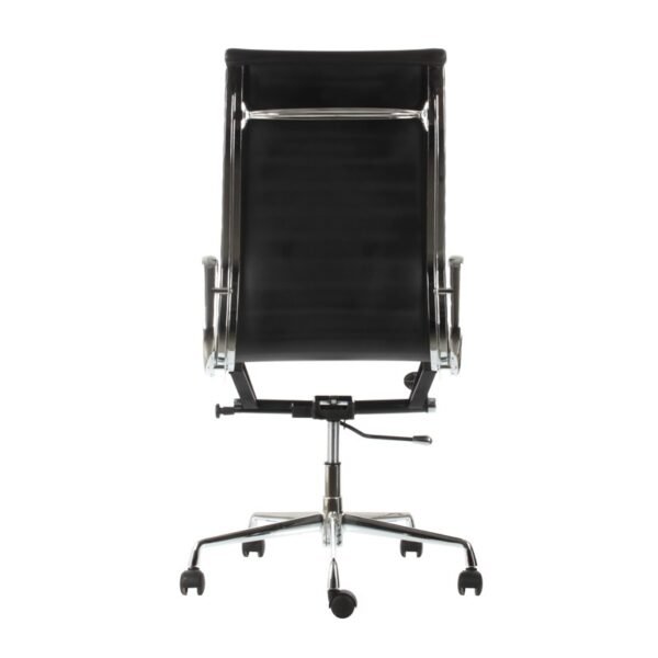 Silla de respaldo alto, completa tapizada en ecocuero, brazos metalicos cromados, estrella cromada